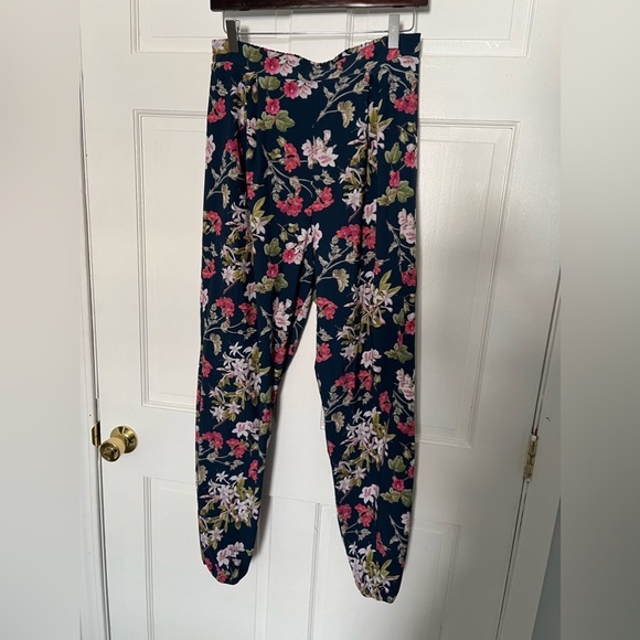 Blackmilk Gorgeous Garden Navy Lounge Pants - Picture 2 of 4